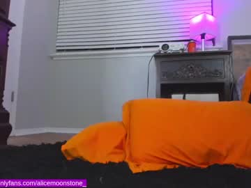 webcam girl alice_moonstone image #1469980