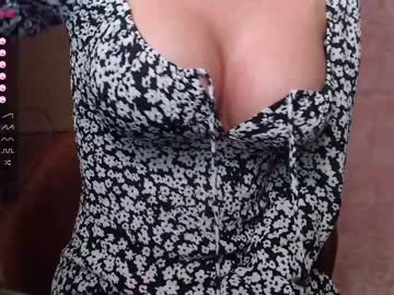 webcam girl welcome2pleasureland image #3189472