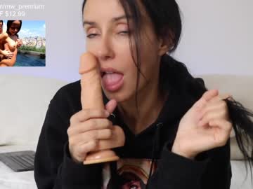 webcam girl miiiawallace image #1500415