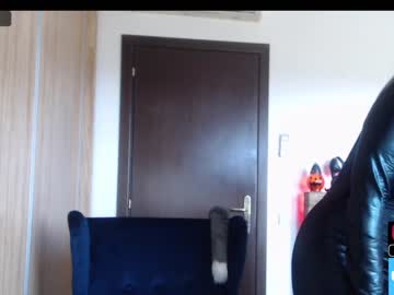 webcam girl curvyjules69 image #344300