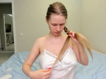 webcam girl yana_squrel_22 image #4545863