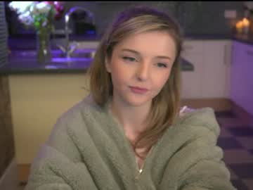 webcam girl lucydelovely image #3728847