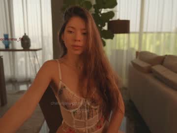 webcam girl emma_lu1 image #6638446