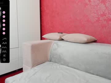 webcam girl emilymilf__ image #5852349