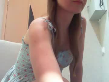 webcam girl momentbeforedown image #2775677