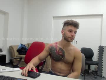 webcam man classied image #1844060