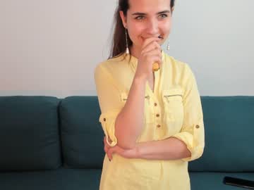 webcam girl zeldaflowers image #6891594