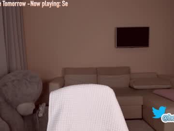 webcam girl hollyextra image #1545832