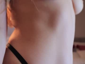 webcam girl ella_twinkle image #5704077
