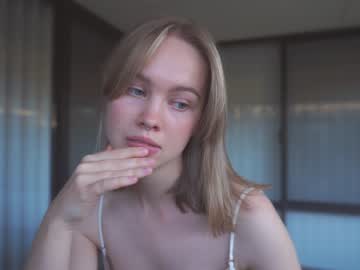 webcam girl bibi_it_is image #6160445