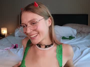 webcam couple ellie_mcqueen image #6556677