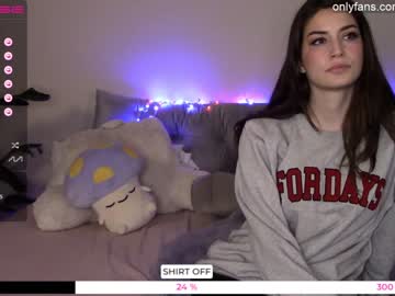 webcam girl mari_and_jandro image #3881037