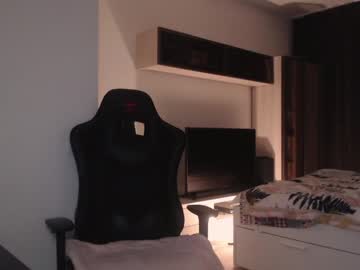 webcam girl lucy_littleangle image #2880526
