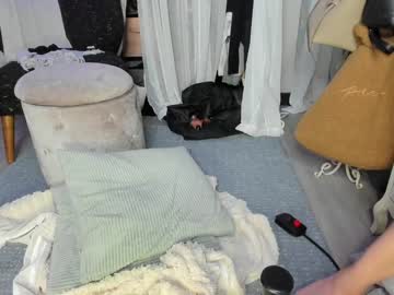 webcam girl victoria_irl image #5036989