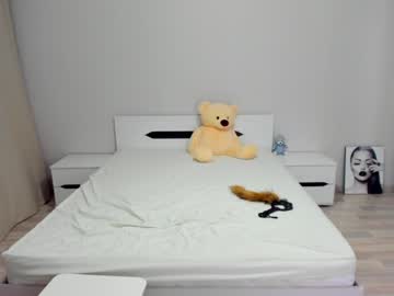 webcam girl yana_squrel_22 image #1206110