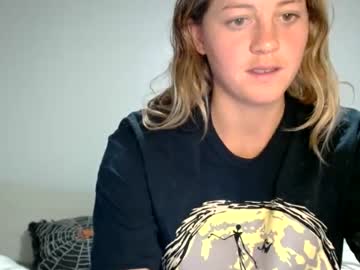 webcam girl rebfields image #2611604
