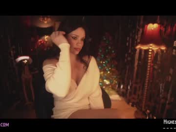 webcam girl lucieoude_ image #758857