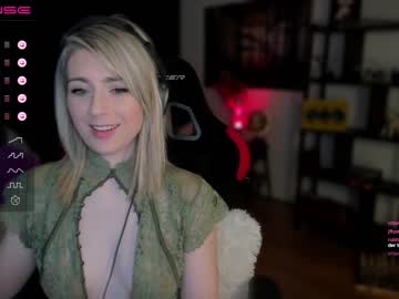 webcam girl kimilee22 image #4183999