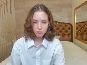 webcam girl lil_stitch image #2642687