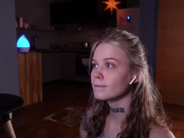 webcam girl tendertainted image #2851178