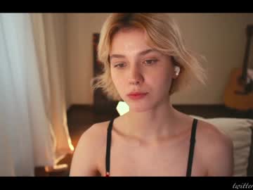 webcam girl luna_ai image #2284381