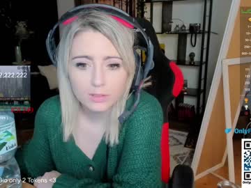 webcam girl kimilee22 image #1289976