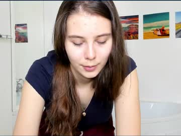 webcam girl carolineprise image #890538