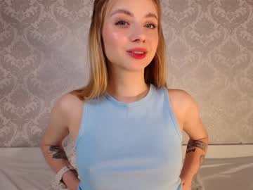 webcam girl lillpio image #2176997