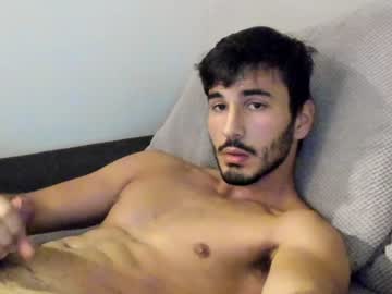 webcam man hola_hola_555 image #396537