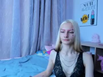 webcam girl erika__lodge image #2242238