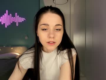 webcam girl ainamil image #4273454