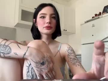 webcam tranny evelynforever image #4482079