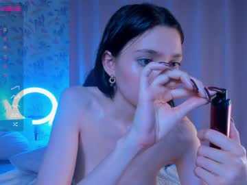 webcam girl unicorngirls image #2408739