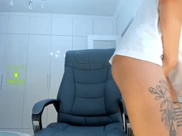webcam girl lee_yoona image #1446