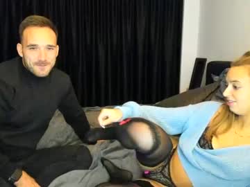 webcam couple watch_us_now_123 image #3126063