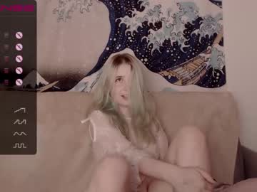 webcam girl yoliverse image #2143779