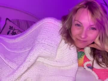 webcam girl kaileeshy image #874470