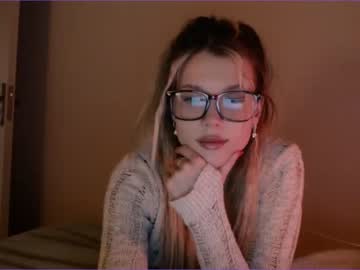 webcam girl bitter_moon image #3563368