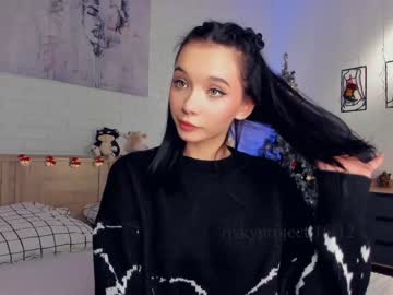 webcam girl riskyproject image #5919703