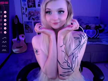 webcam girl _b_a_n_s_h_e_e_ image #4465058