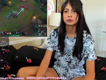 webcam girl violetttflowers image #2400354