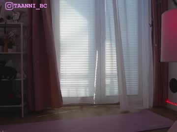 webcam girl taanni_bc image #5233468