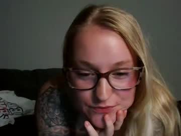 webcam girl caitnicole69 image #5789572