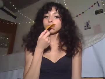 webcam girl colettestarling777 image #3185730