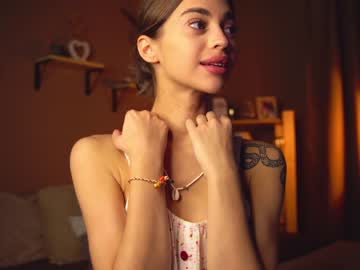 webcam girl cuteelsa_ image #5777786