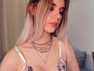 webcam girl elfas_cute image #4824513