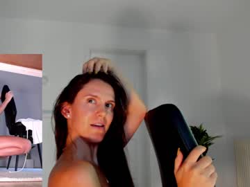 webcam girl wh4thefuck image #2556860