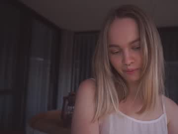 webcam girl bibi_it_is image #3917809