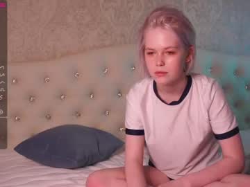 webcam girl white_blond image #813899