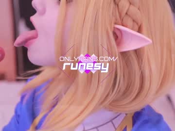 webcam girl runesy image #3157306